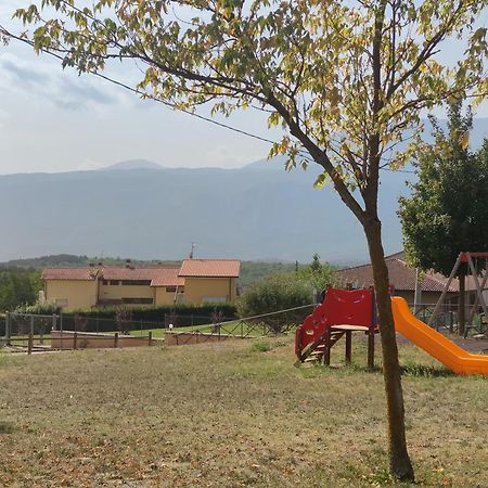 Complesso Turistico Aurora - Camere B&B Poggio Picenze Exterior foto