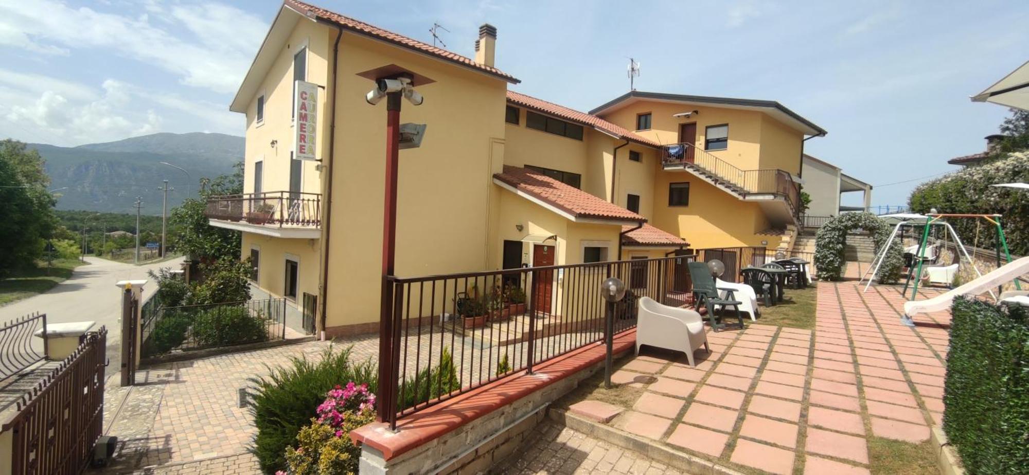 Complesso Turistico Aurora - Camere B&B Poggio Picenze Exterior foto